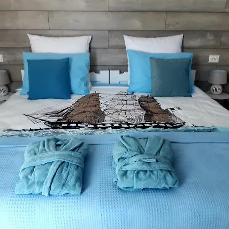 Blue Paradise - Holiday Apartement By Casa Babica